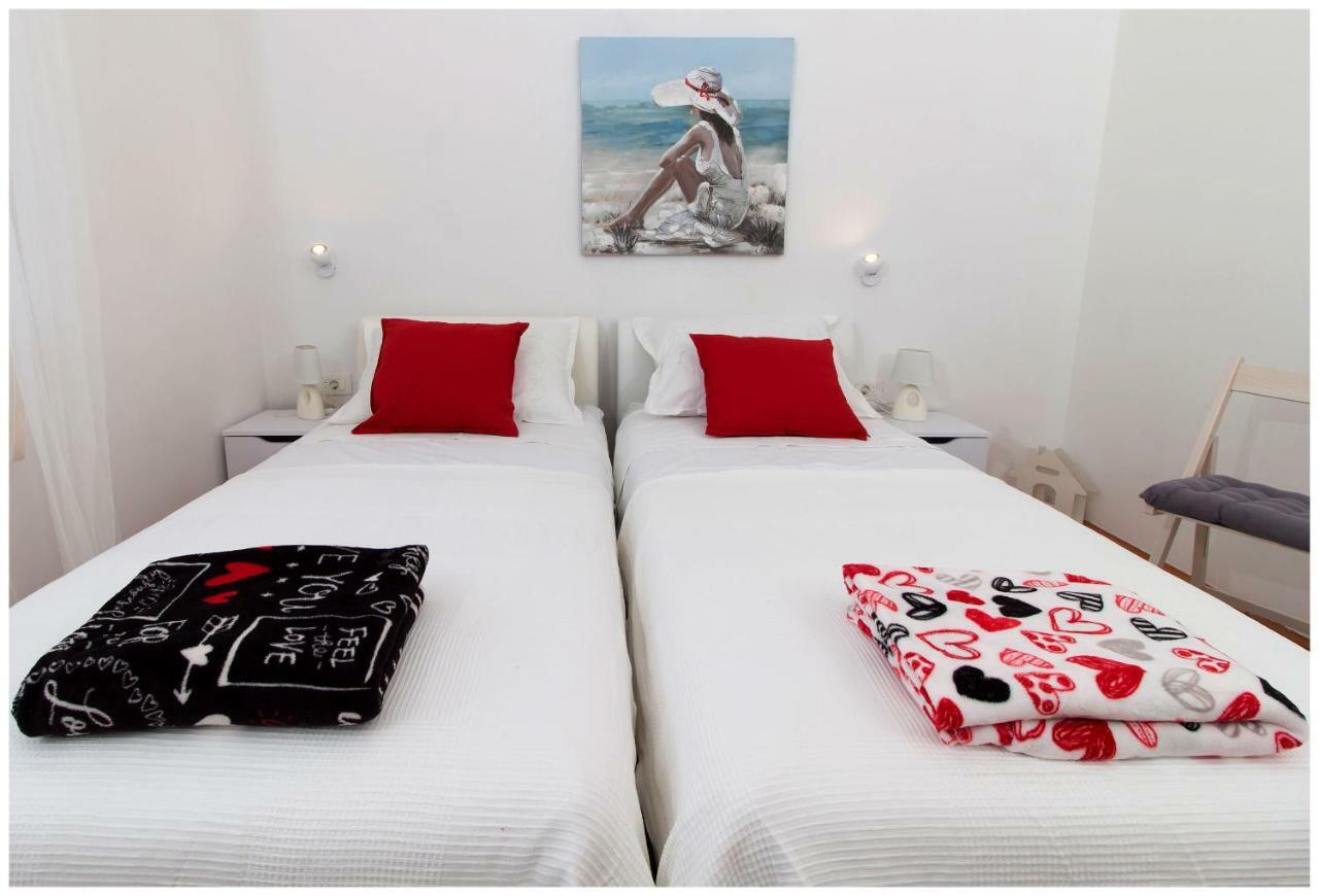 Large Apartment Between Split And Trogir Kastela Exterior photo